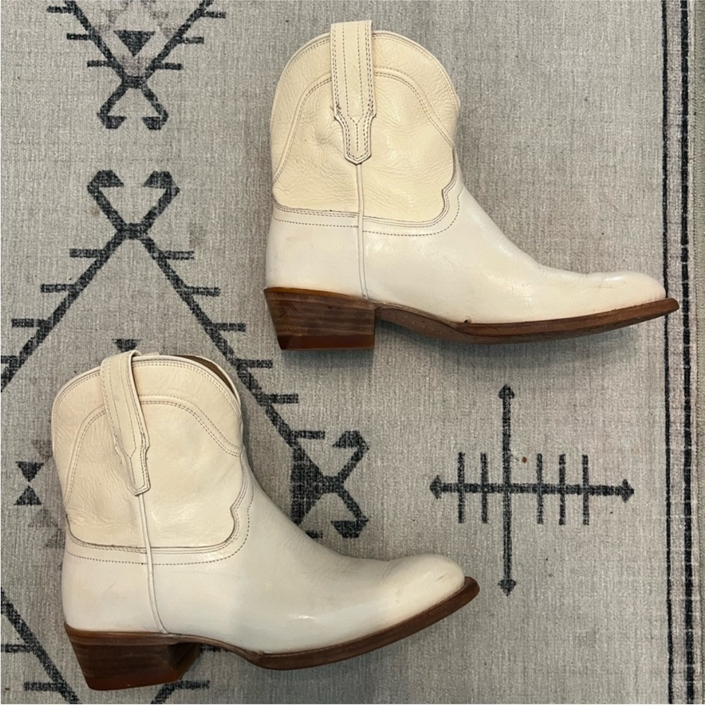 Tecovas Penny Cream (Bone) Leather Cowboy Boots